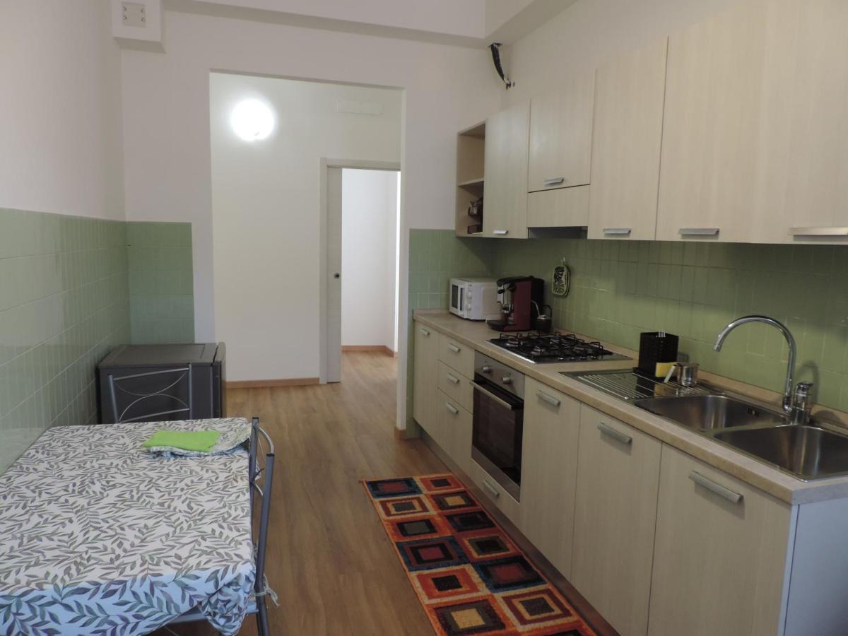 Sciesa Guest House Verona Bagian luar foto