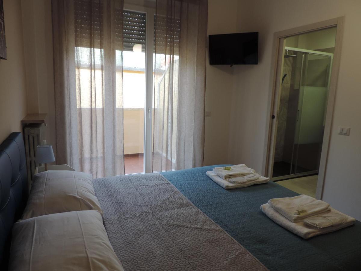 Sciesa Guest House Verona Bagian luar foto