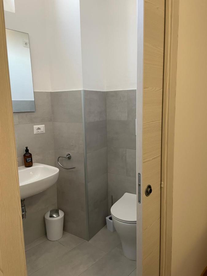 Sciesa Guest House Verona Bagian luar foto