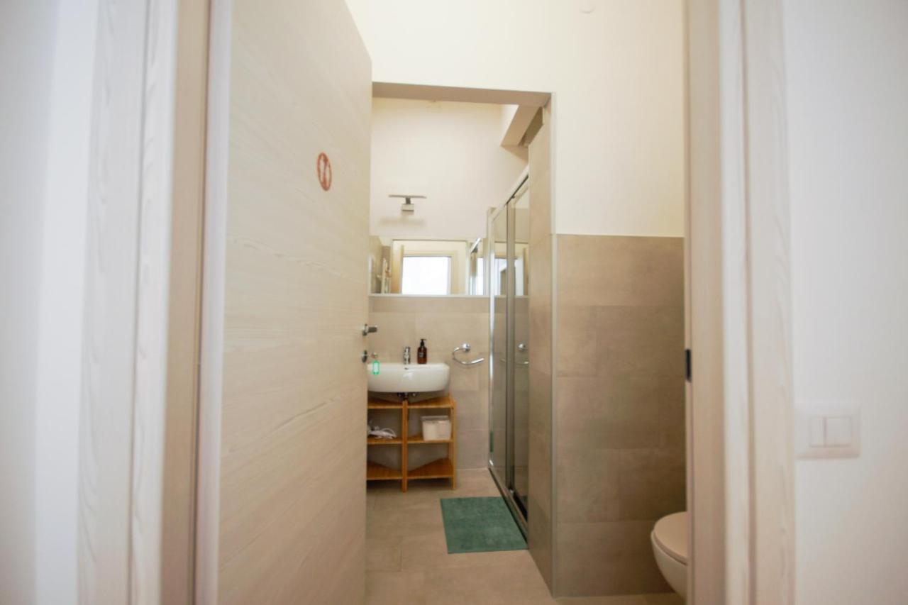 Sciesa Guest House Verona Bagian luar foto