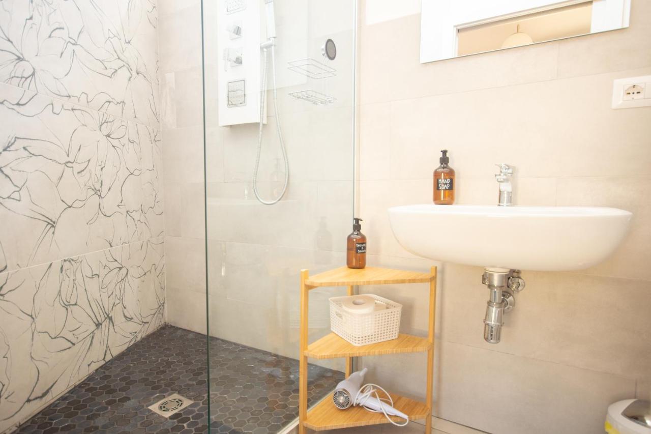 Sciesa Guest House Verona Bagian luar foto